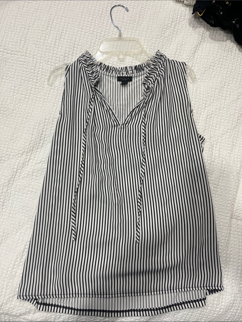 Ann Taylor Black & White Vertical Stripe Sleeveless Ruffle Tie Neck Blouse